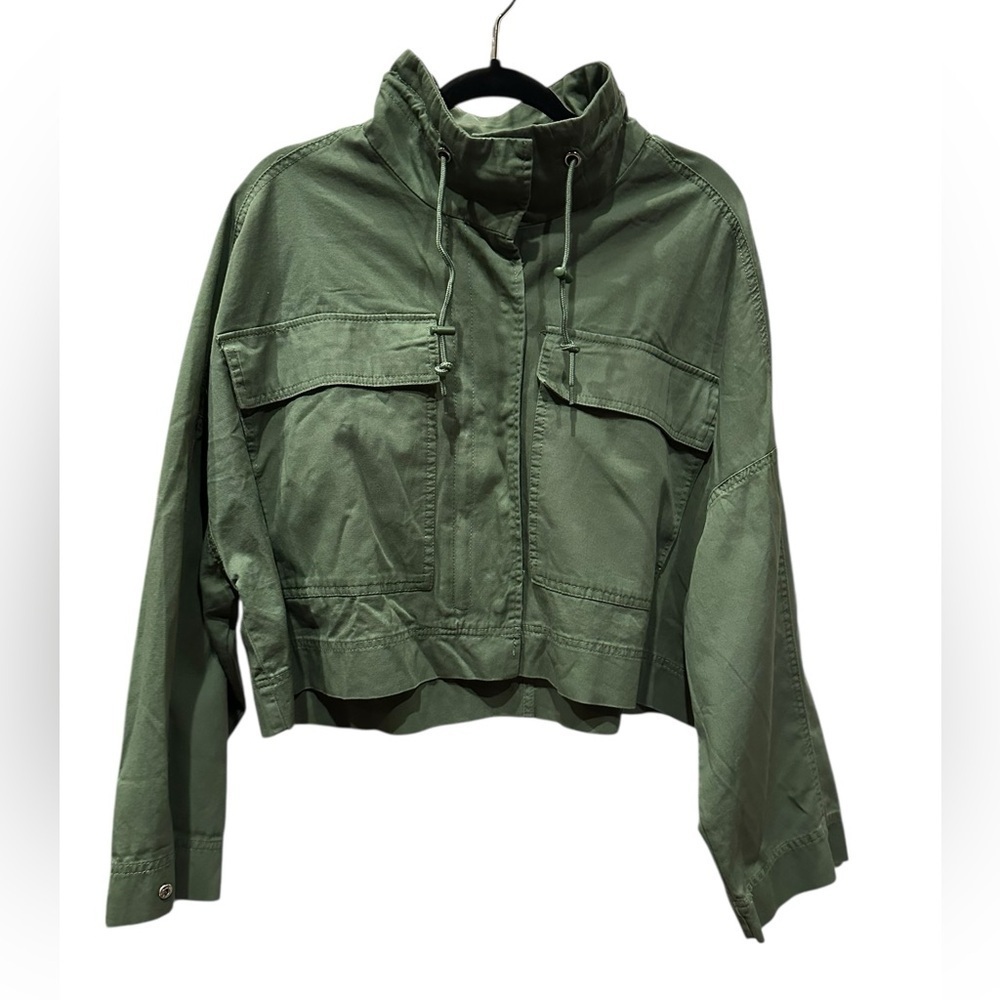 Vigoss Olive Utility crop Jacket size L